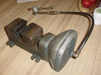 Air vise.JPG