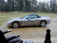 Rainy Day Vette1.jpg