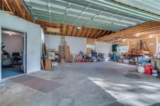 Garage1.jpg