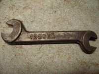 IHC 1325EA Wrench 1.jpg