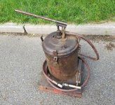 Grease Pumper 1.jpg