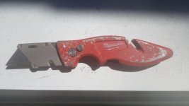 Milwaukee folding knife.jpeg