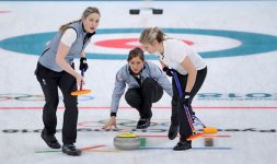 Winter-Olympics-2018-Curling-table-919407.jpg