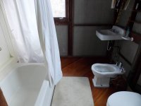Bath 2.jpg