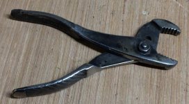 Dutch Tool Co. 6-in. slip-joint angle-jaw pliers (Ebay 113325097166 07).jpg Dutch Tool Co. 6-in. slip-joint angle-jaw pliers (Ebay 113325097166 07).jpg