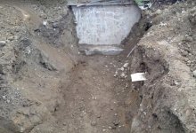 its a freaking hole.. This is the front wall line facing the street.jpg