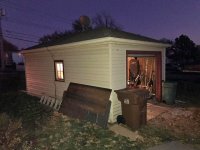 garage 1.jpg