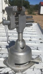 Aluminum vise1.JPG