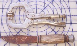 YS5 grips, Rusty knife.jpg