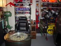 garage gallery 02.JPG