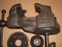 antique-oil-well-co-pitts-pa-swivel_1_31344b45356738379bd9144e36c1e099.jpg