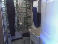bathroom1.jpg