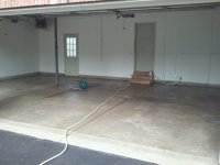 a garage.jpg