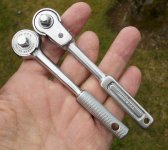 Indestro 2875 and 6070 1.4 drive ratchet 02.jpg Indestro 2875 and 6070 1.4 drive ratchet 02.jpg