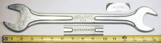 williams_oe4446_a1039c_wrench_ribbed_f_cropped_inset2_w560_h151.jpg