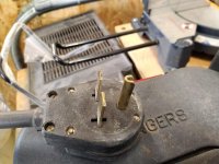 Compressor plug.jpg