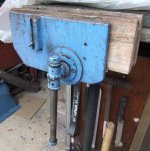 WoodWorking Vise - Shop Made 1A.jpg