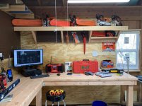 garage workbench 2 .jpg