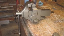 Rae Vise 009-L.jpg