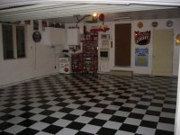 18Garage 08 002.jpg