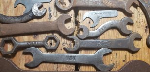 wrench1.jpg