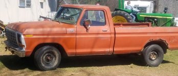 OrangeTruck1567.jpg