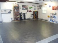Garage Photo 1.jpg