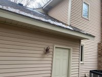 garage side exterior.jpg