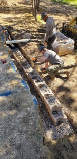 The first course is key to a level and straight wall.jpg