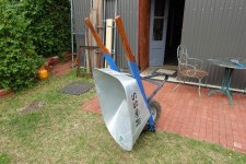 moss_wheelbarrow_4.jpg