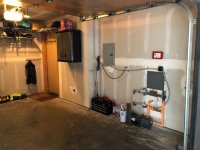 Garage_Right_Wall.jpg