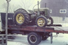 1975-02-20 JohnDeereD Purchased (RSS-R17-P0039).jpg