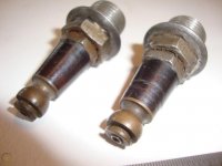 vintage-bg-spark-plugs-circa-early_1_b0b25c734b9e930af04d365b26f61fa8.jpg