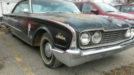 1960-Ford-Galaxie-Starliner.01.jpg