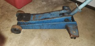 Floor Jack.jpg