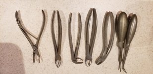 Pliers 2.jpg
