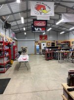 shop2.jpg