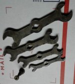 Indestro 112 119 SAE Nut and Rethreader Wrench Set (Ebay 162816834082 02).jpg Indestro 112 119 SAE Nut and Rethreader Wrench Set (Ebay 162816834082 02).jpg